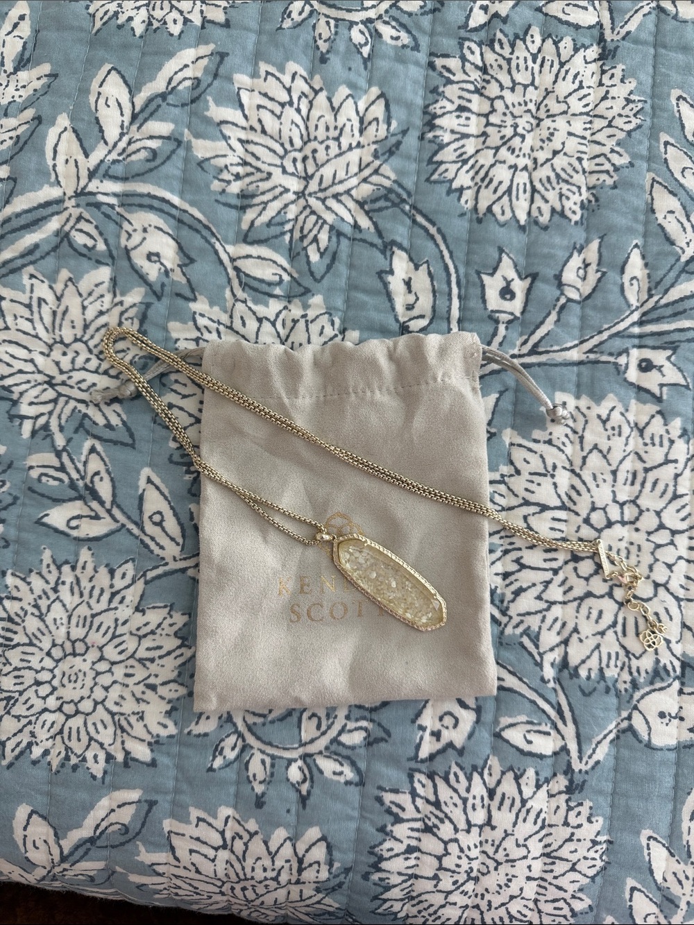 Kendra Scott Gold Drusy Pendant Necklace in Cream
